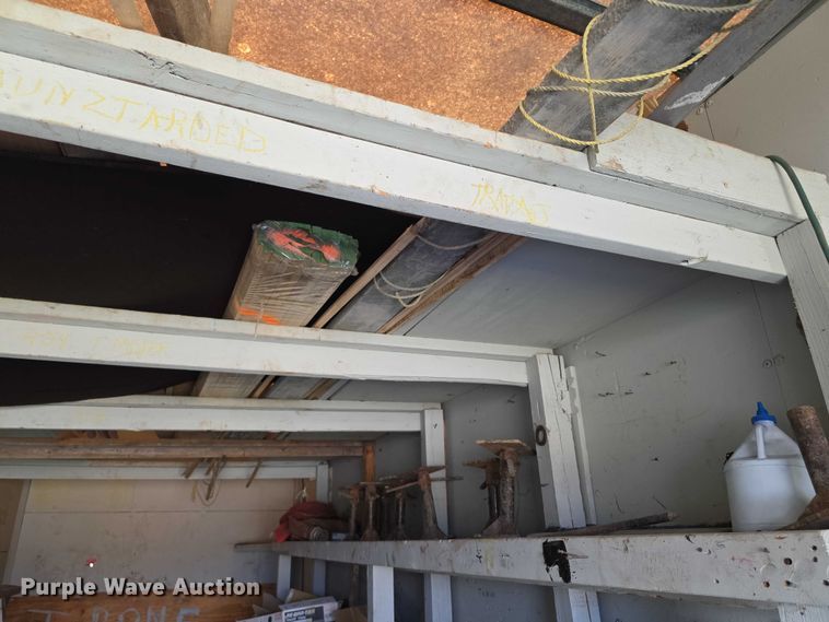 image for item FI0654 1994 Strick dry van trailer