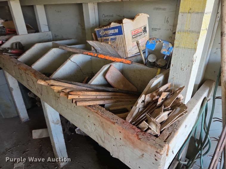 image for item FI0654 1994 Strick dry van trailer