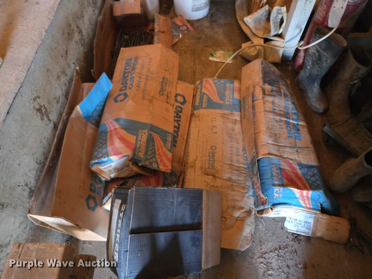 image for item FI0654 1994 Strick dry van trailer