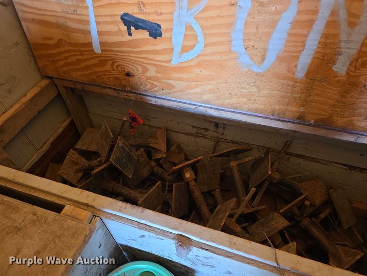 image for item FI0654 1994 Strick dry van trailer