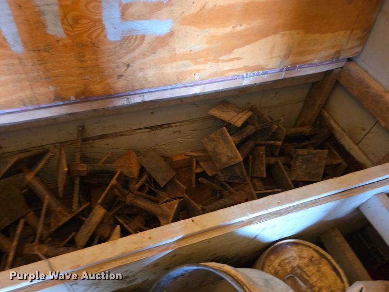 image for item FI0654 1994 Strick dry van trailer