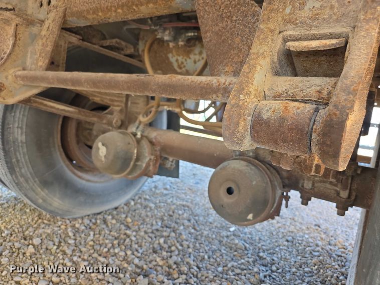 image for item FI0654 1994 Strick dry van trailer