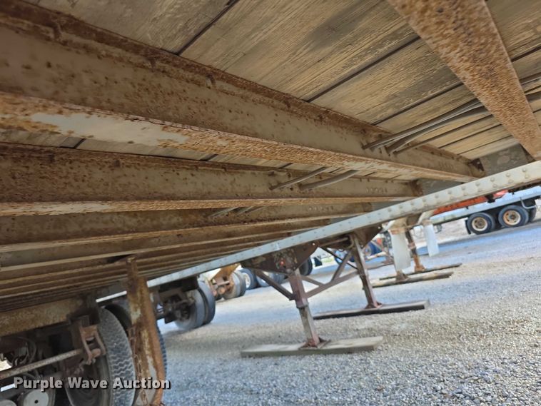 image for item FI0655 1979 Dorsey AIDT277 dry van trailer