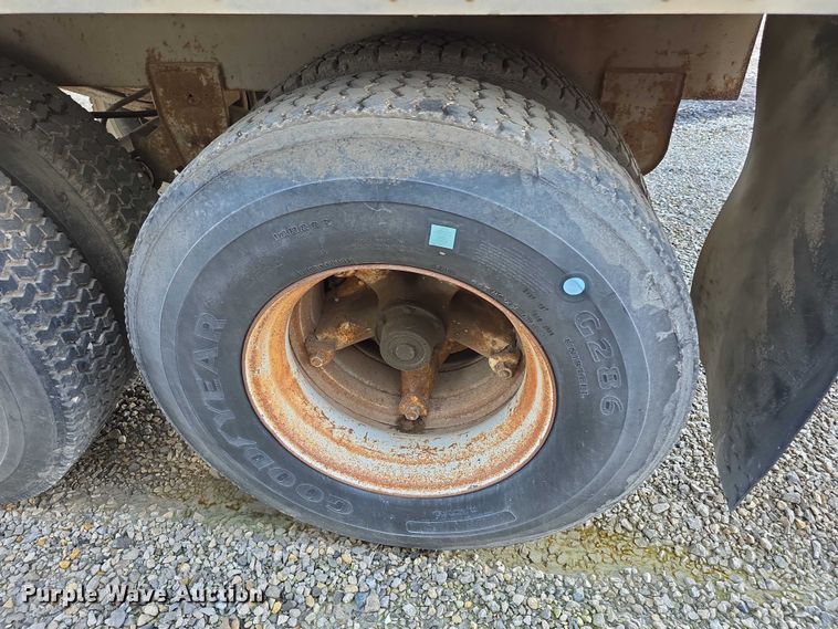 image for item FI0655 1979 Dorsey AIDT277 dry van trailer