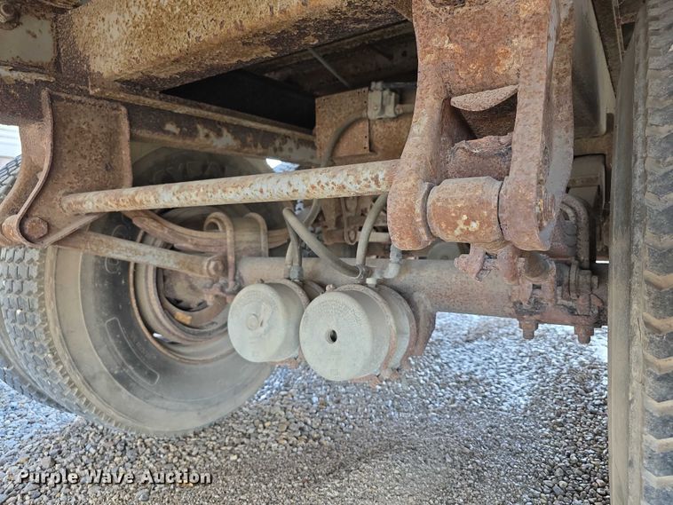 image for item FI0655 1979 Dorsey AIDT277 dry van trailer