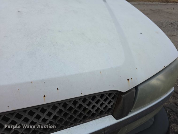 image for item FI0662 2003 Chevrolet Silverado 1500 pickup truck