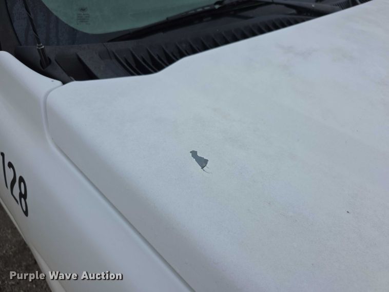 image for item FI0662 2003 Chevrolet Silverado 1500 pickup truck