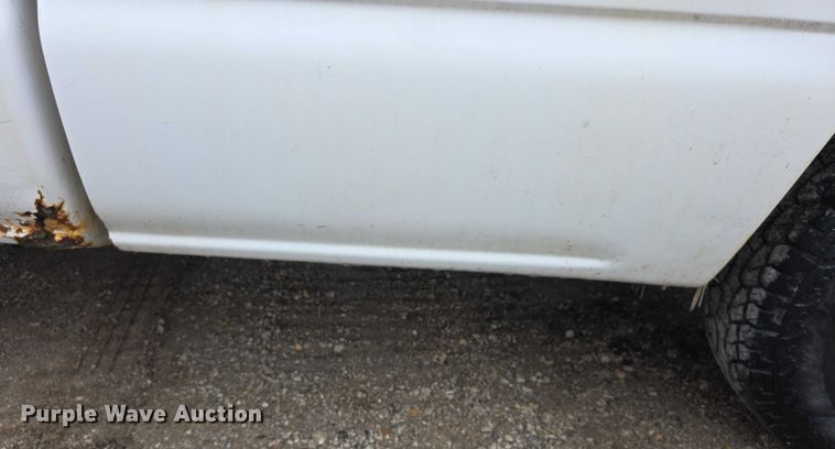 image for item FI0662 2003 Chevrolet Silverado 1500 pickup truck