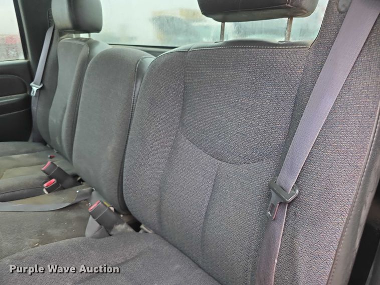 image for item FI0662 2003 Chevrolet Silverado 1500 pickup truck