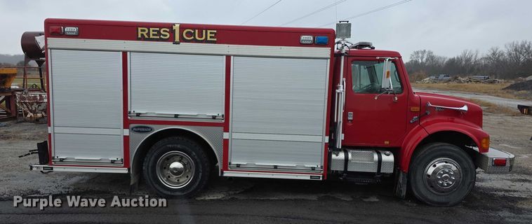 image for item FI0663 1999 IH Superior 4900 rescue vehicle