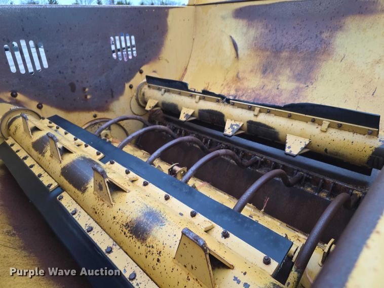 image for item FI0666 2005 Vermeer BP7000 bale processor