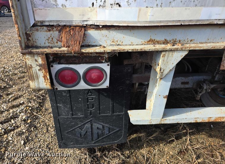 image for item FI0667 1979 Trailmobile 011R3YAW dry van trailer