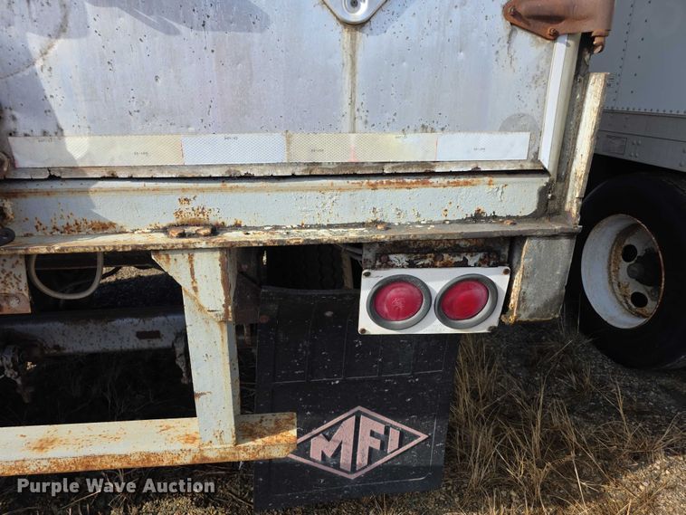 image for item FI0667 1979 Trailmobile 011R3YAW dry van trailer