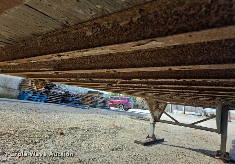 image for item FI0667 1979 Trailmobile 011R3YAW dry van trailer