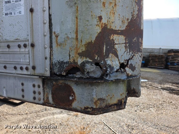 image for item FI0667 1979 Trailmobile 011R3YAW dry van trailer