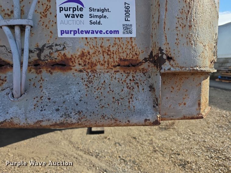 image for item FI0667 1979 Trailmobile 011R3YAW dry van trailer