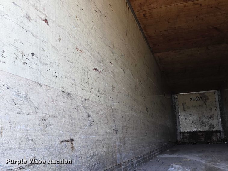 image for item FI0667 1979 Trailmobile 011R3YAW dry van trailer