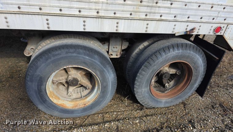 image for item FI0667 1979 Trailmobile 011R3YAW dry van trailer