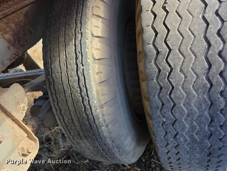 image for item FI0667 1979 Trailmobile 011R3YAW dry van trailer