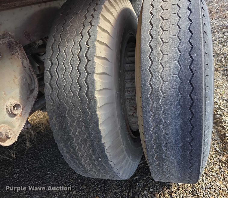 image for item FI0667 1979 Trailmobile 011R3YAW dry van trailer