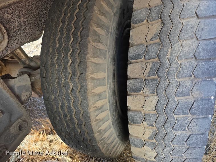 image for item FI0667 1979 Trailmobile 011R3YAW dry van trailer