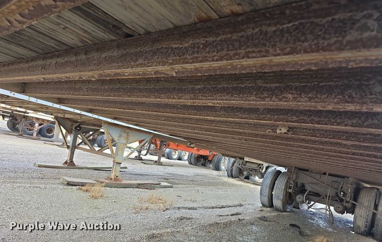 image for item FI0668 1995 Fruehauf FBLF91.5NT248 dry van trailer