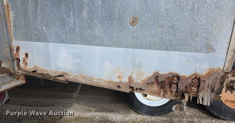 image for item FI0668 1995 Fruehauf FBLF91.5NT248 dry van trailer