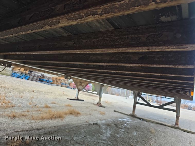 image for item FI0668 1995 Fruehauf FBLF91.5NT248 dry van trailer