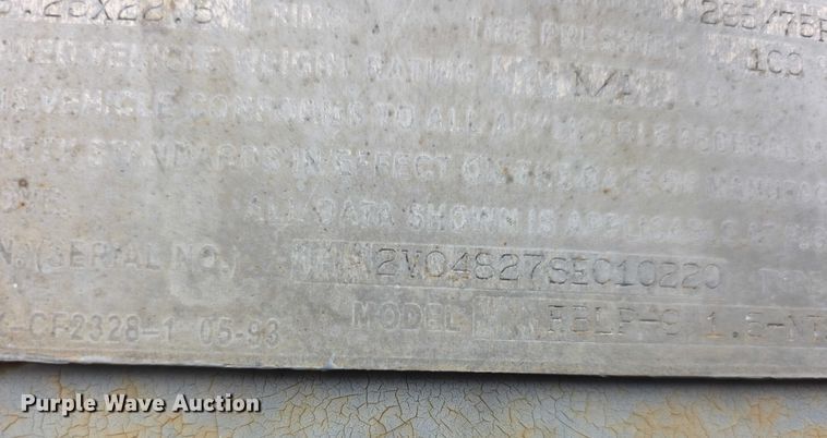 image for item FI0668 1995 Fruehauf FBLF91.5NT248 dry van trailer