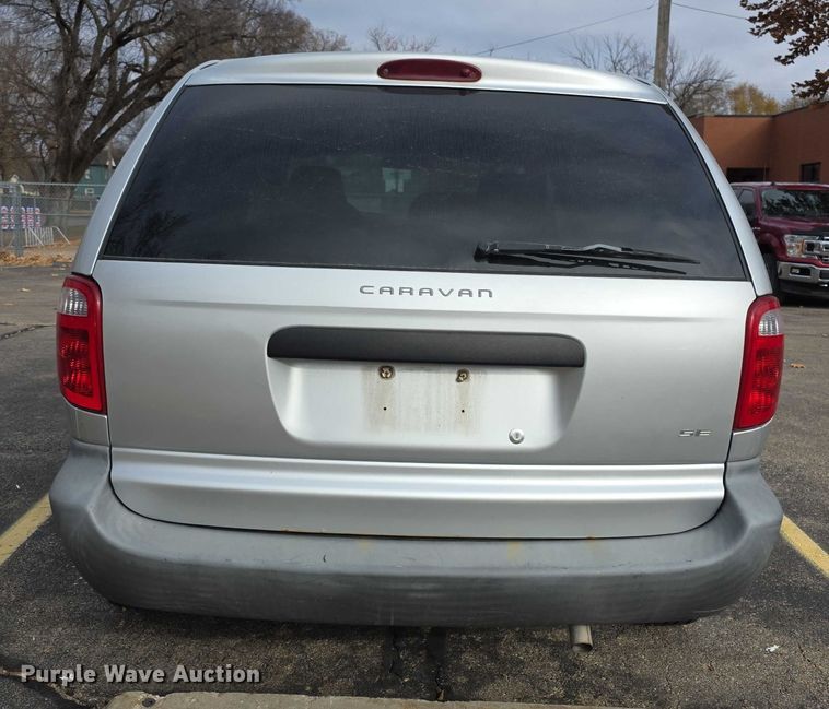 image for item FI0672 2001 Dodge Caravan van