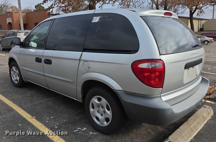 image for item FI0672 2001 Dodge Caravan van