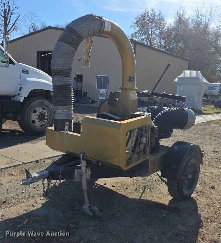 image for item FI0673 Hiway G750 leaf vacuum