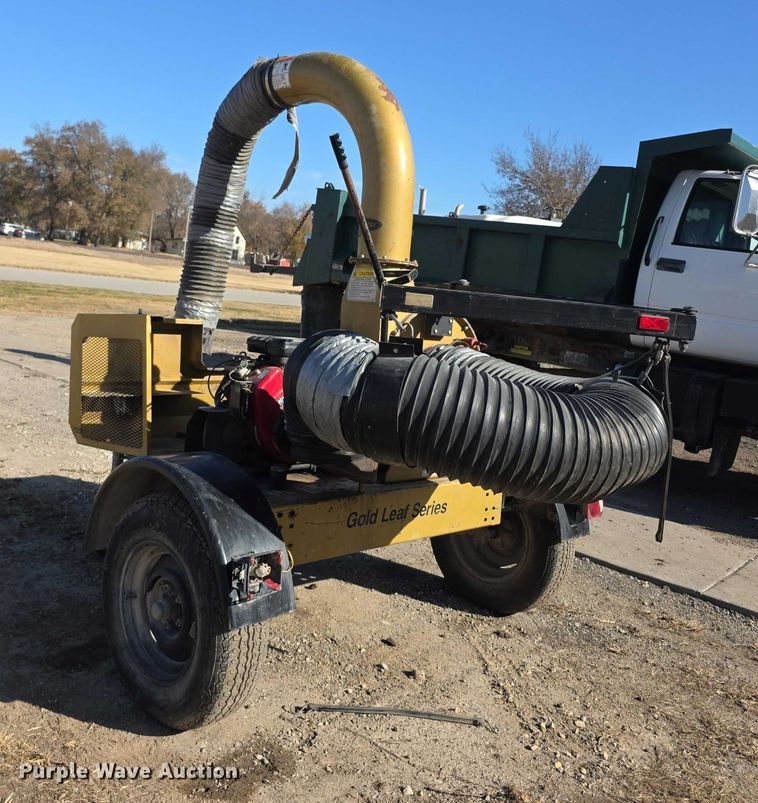 image for item FI0673 Hiway G750 leaf vacuum