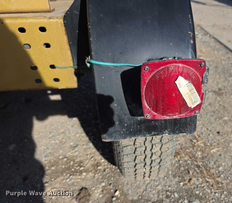 image for item FI0673 Hiway G750 leaf vacuum