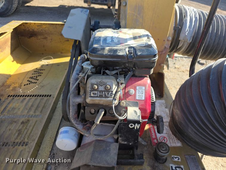 image for item FI0673 Hiway G750 leaf vacuum