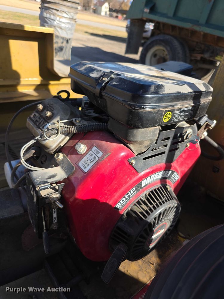 image for item FI0673 Hiway G750 leaf vacuum