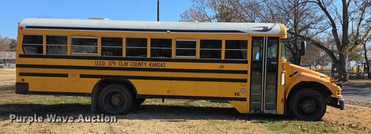 image for item FI0684 2004 Bluebird school bus