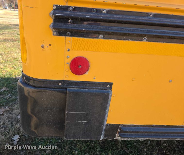 image for item FI0684 2004 Bluebird school bus