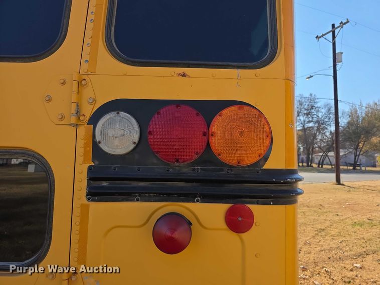 image for item FI0684 2004 Bluebird school bus