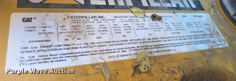 image for item FI0684 2004 Bluebird school bus