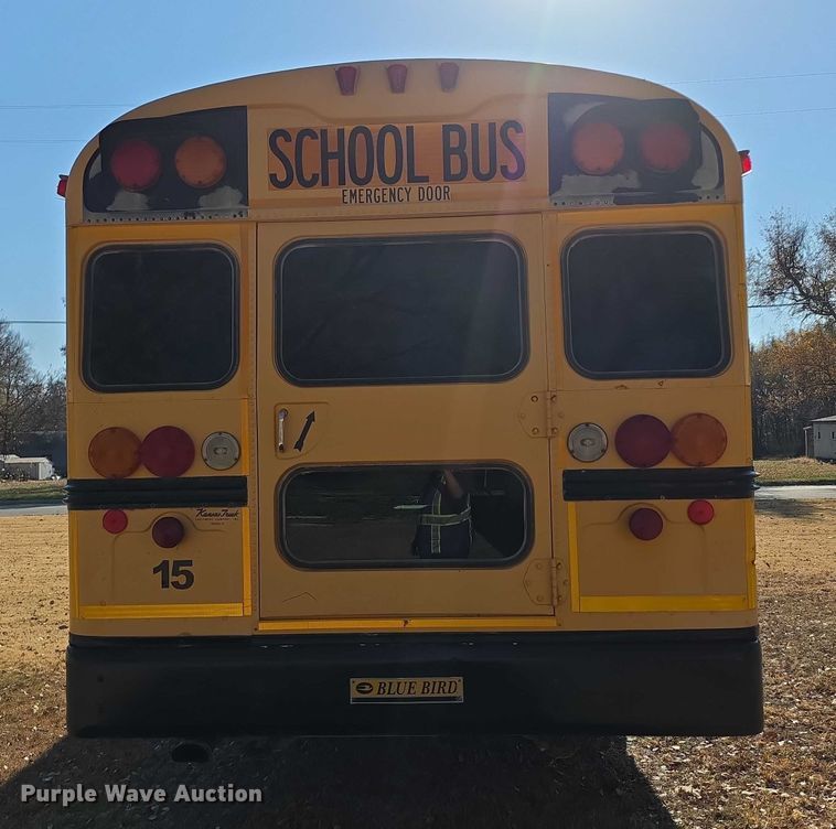 image for item FI0685 2007 Bluebird school bus