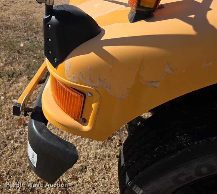 image for item FI0685 2007 Bluebird school bus