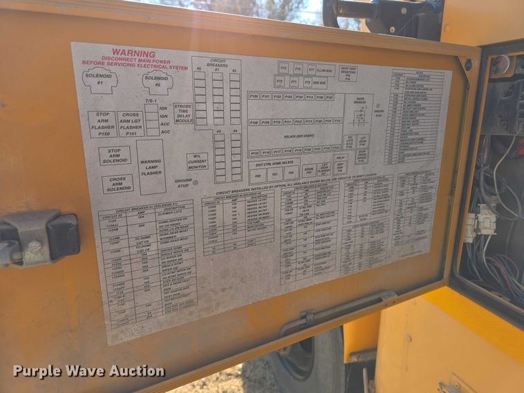 image for item FI0685 2007 Bluebird school bus