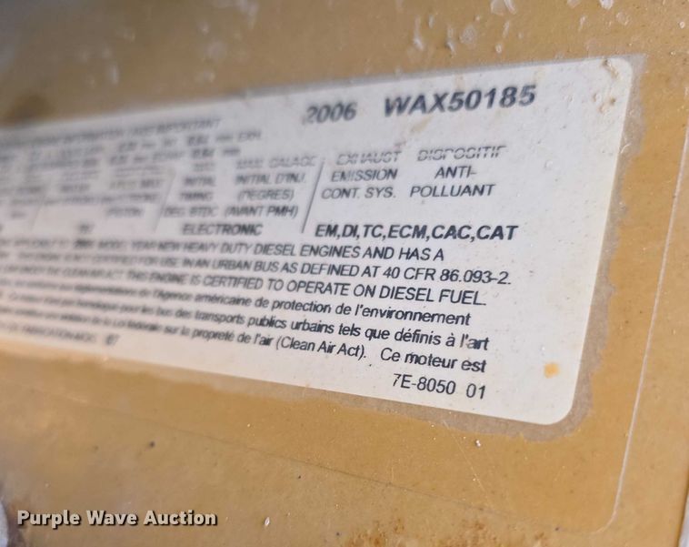 image for item FI0685 2007 Bluebird school bus