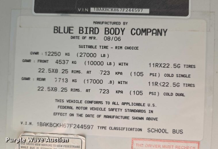 image for item FI0685 2007 Bluebird school bus