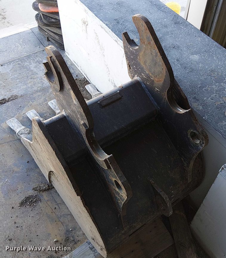 image for item FK0538 2016 Kubota KX080-4 mini excavator