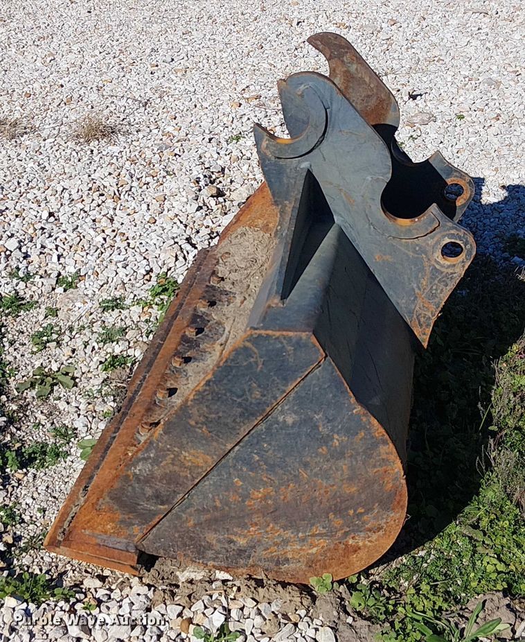 image for item FK0538 2016 Kubota KX080-4 mini excavator