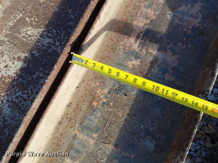 image for item FK0560 (12) pieces of channel iron