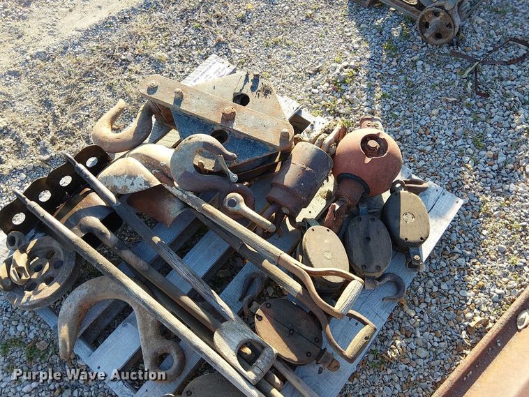 image for item FK0561 Crane attachments