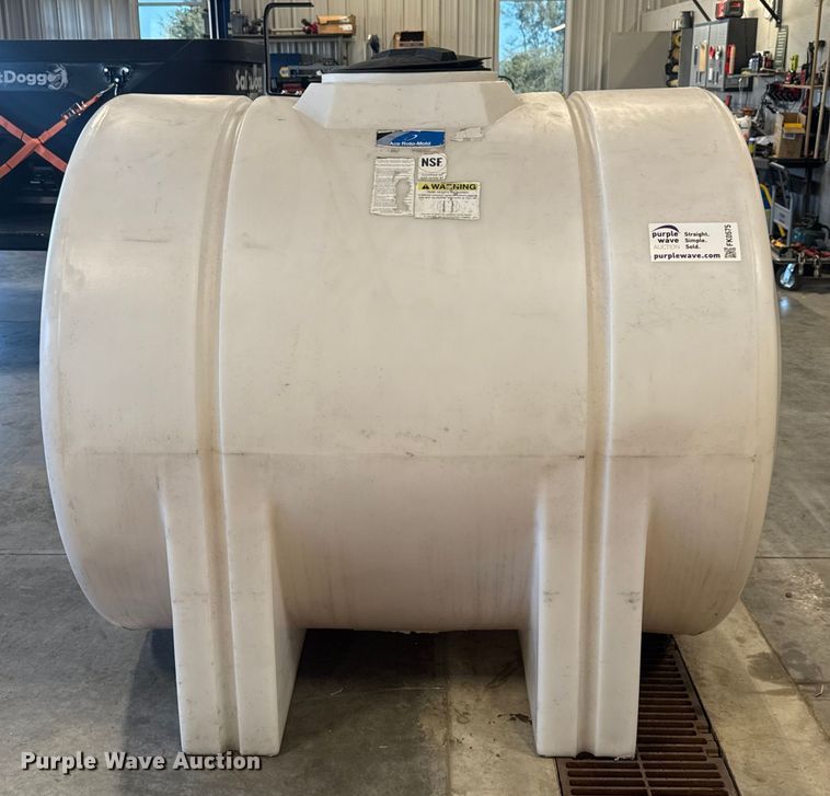 image for item FK0575 Ace Roto Mold Poly tank